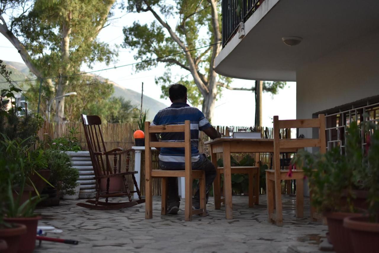 Private Apartment At Guest House Hektor & Aferdita Vlorë Εξωτερικό φωτογραφία